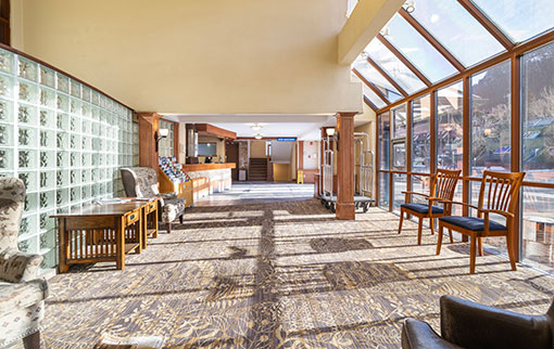 Lobby seating at Irwin's Mountain Inn